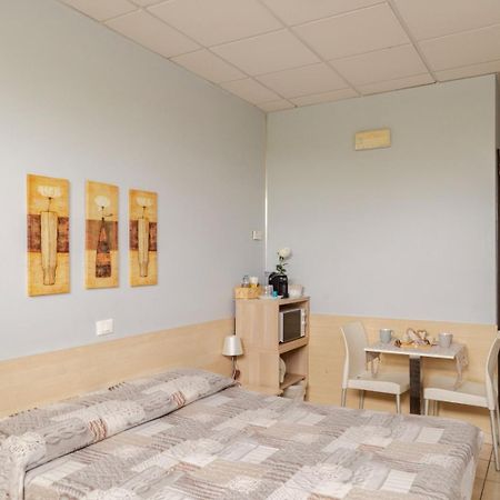 Il Chiesino Hotel Pontedera Bagian luar foto