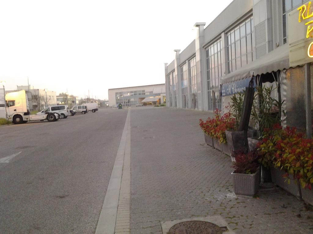 Il Chiesino Hotel Pontedera Bagian luar foto